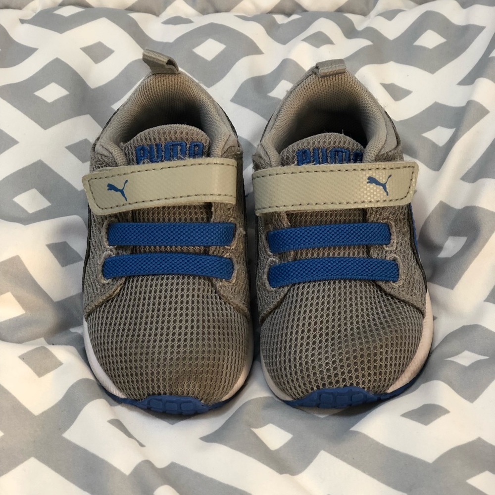 Toddler Puma sneakers sz 5